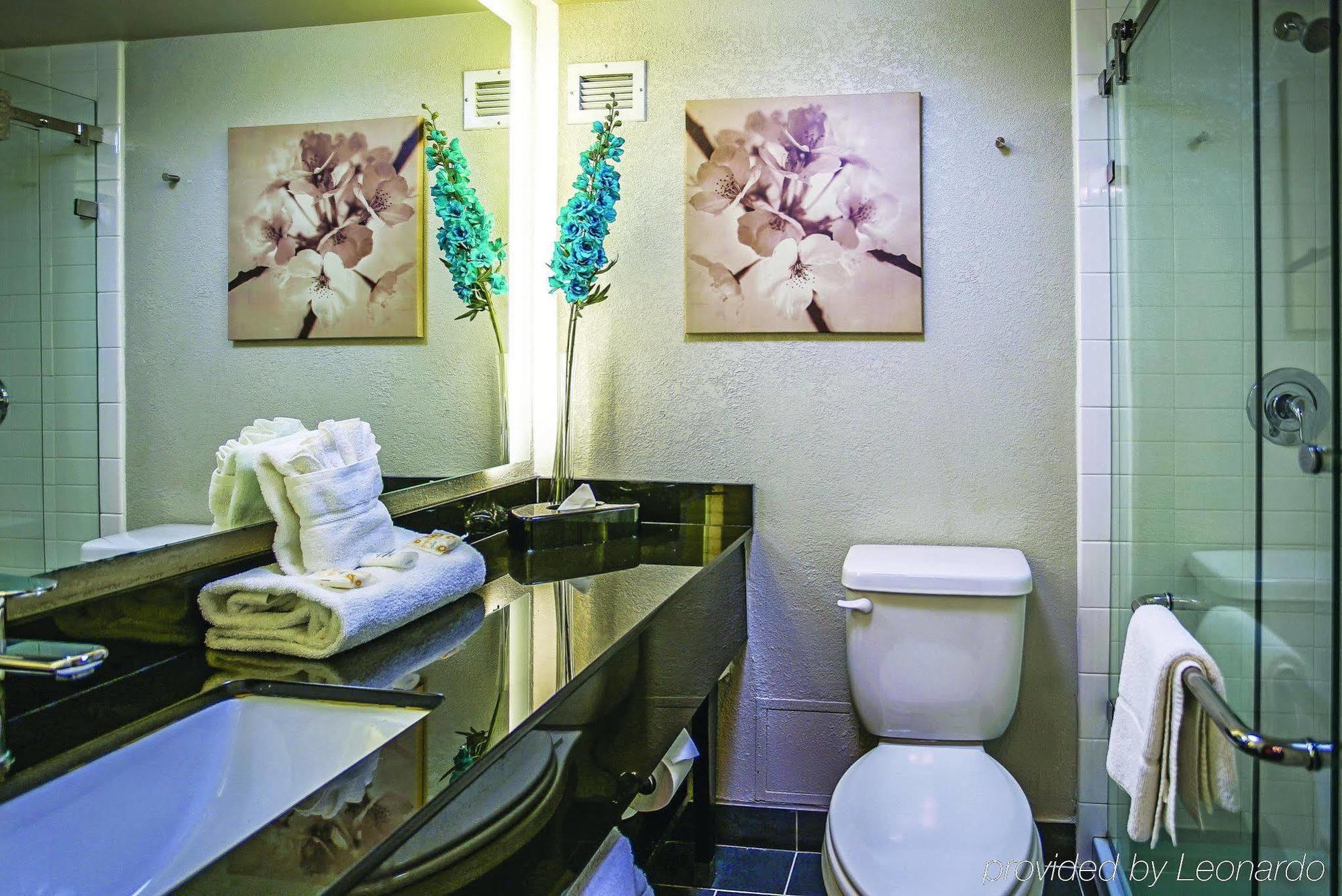 Holiday Inn & Suites Philadelphia-Runnemede/Exit 3-New Jersey Turnpike Extérieur photo