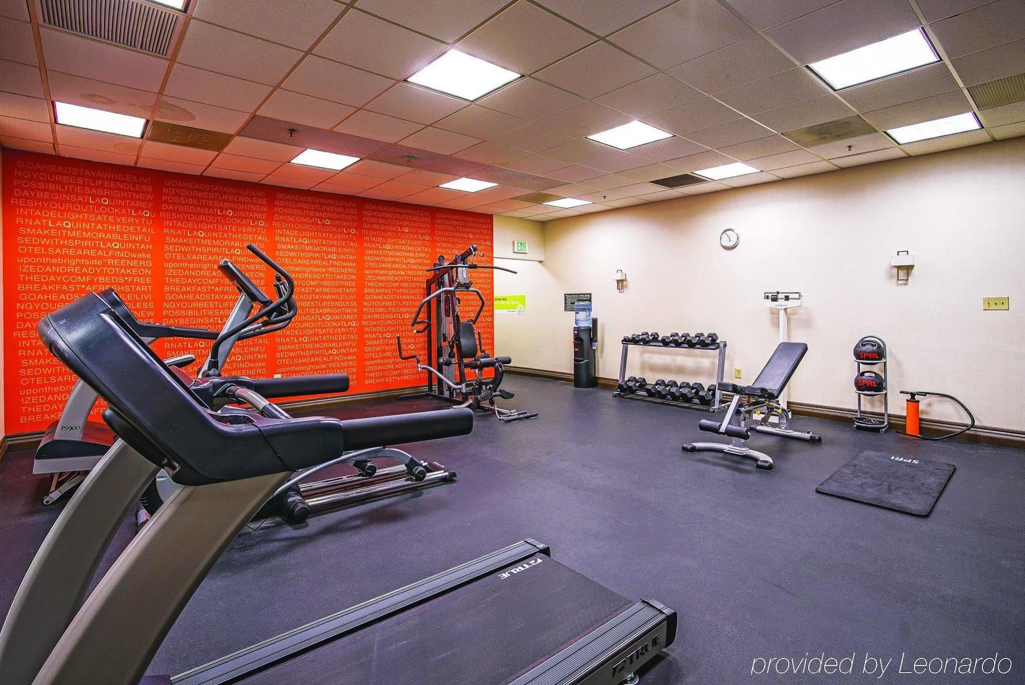 Holiday Inn & Suites Philadelphia-Runnemede/Exit 3-New Jersey Turnpike Extérieur photo